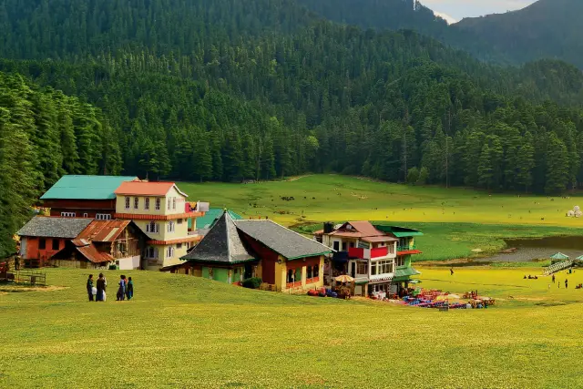 Dharamshala Dalhousie Family Tour Package