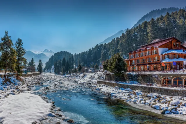 Royal Kashmir Tour Package