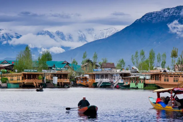 Paradise Kashmir Tour Package