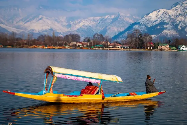 Srinagar Tour with Gulmarg & Pahalgam