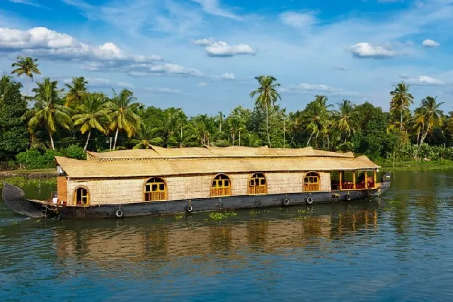 Kerala Honeymoon Tour Package