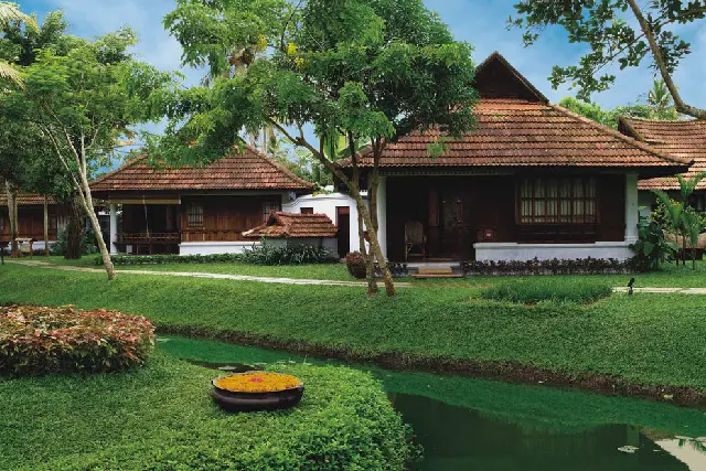 Luxury Kerala Tour Package